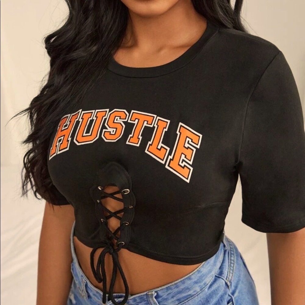 Hustle crop top tee with lacing decoration